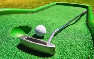 mini golf rentals