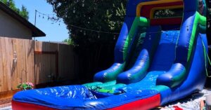 Single Lane vs Double Lane Water Slide: Which One Should You Choose?